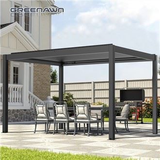 Motorizovaná pergola se solárním panelem se žaluziovou střechou